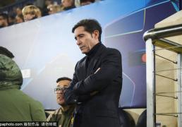 比利亚雷(léi)亚尔，雙(shuāng)面球队：西甲辉煌与欧冠困境