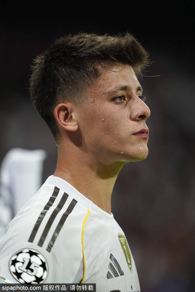 姆巴佩的欧冠奇迹!僅(jǐn)用两场比赛打进5球,历史上僅(jǐn)次于梅西的壮举!