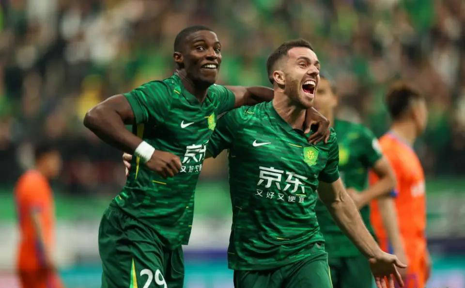 法比(bǐ)奥创造国安单赛季进球(qiú)紀(jì)录,狂(kuáng)轰22球(qiú)超越耶利(lì)奇