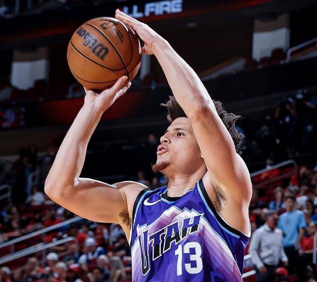 NBA季前赛：文班亚馬(mǎ)22+7馬(mǎ)刺加(jiā)時(shí)险胜爵(jué)士 加(jiā)西(xī)亚20分統(tǒng)治加(jiā)時(shí)