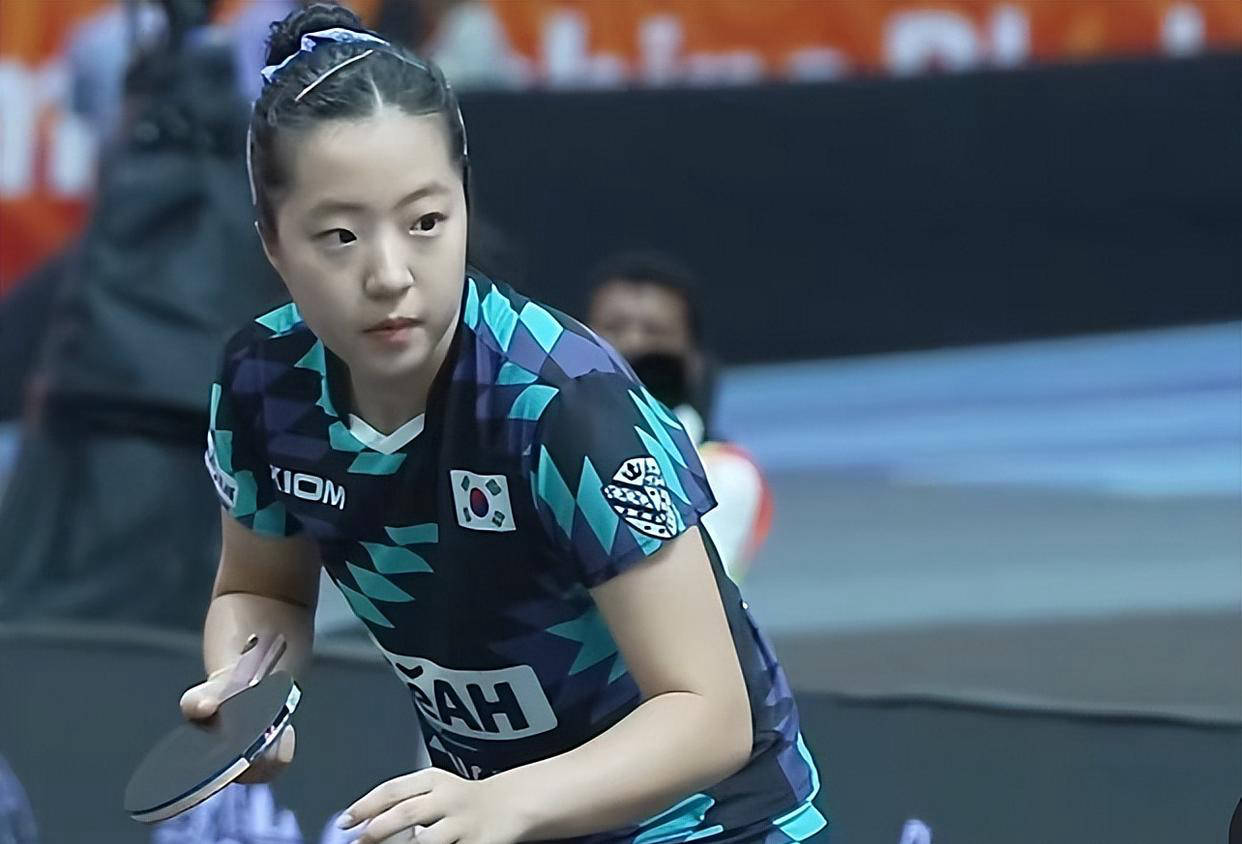 印度亚锦赛女团半决赛：孙颖莎3-1申裕斌，场馆出現(xiàn)漏水事件