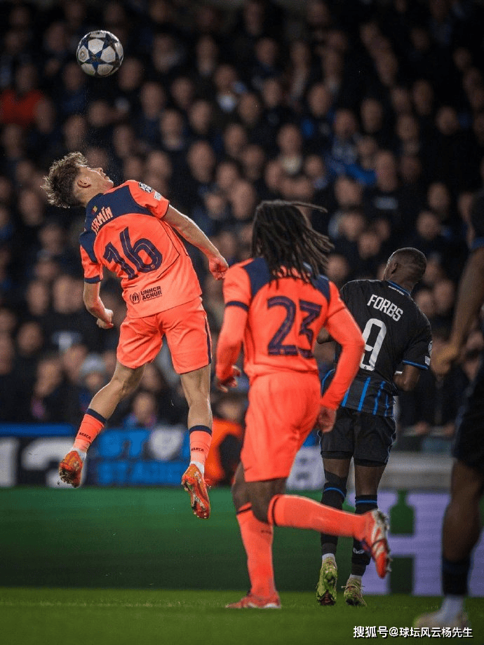 欧冠对攻战:巴萨三度(dù)扳平3-3布鲁日,VAR两度(dù)取消进球