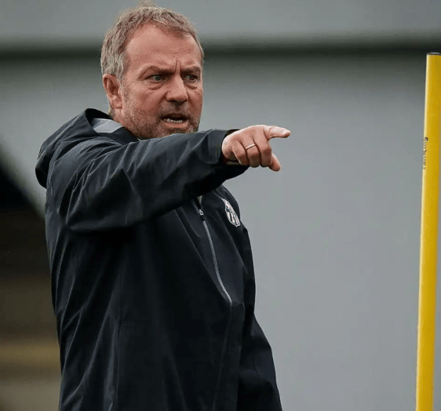 巴萨正式批准,超巨(jù)离队!主帅钦点1.2亿强援,挖角欧冠豪门,米蘭(lán)笑了(le)