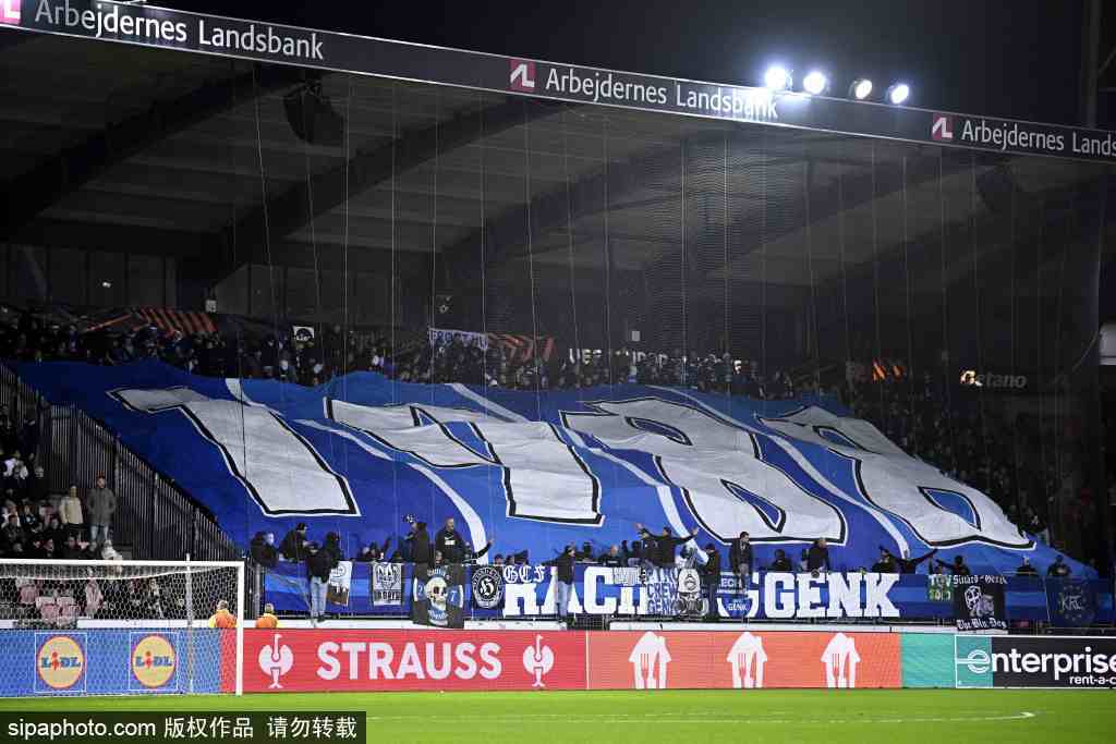 零陵足(zú)球(qiú)的荣耀之夜(yè)：湘超冠(guān)军永州隊(duì)的勝(shèng)利庆典