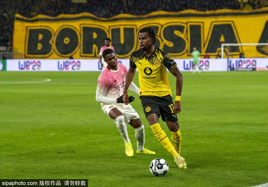 罗伊斯将担任DAZN歐(ōu)冠专家评论,首(shǒu)秀点评老(lǎo)东家多特对阵博德(dé)闪耀的战术解析